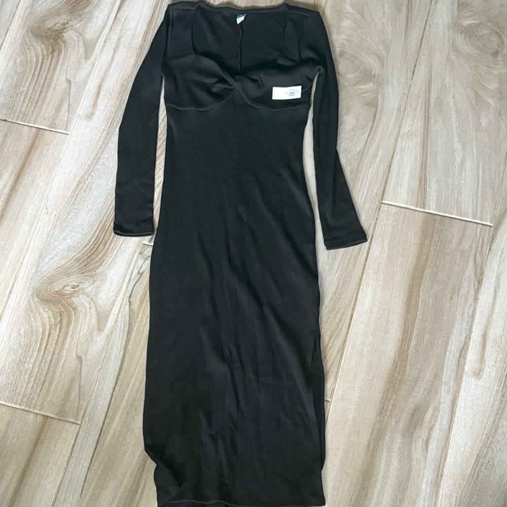 Elegant Black Long Sleeve Dress